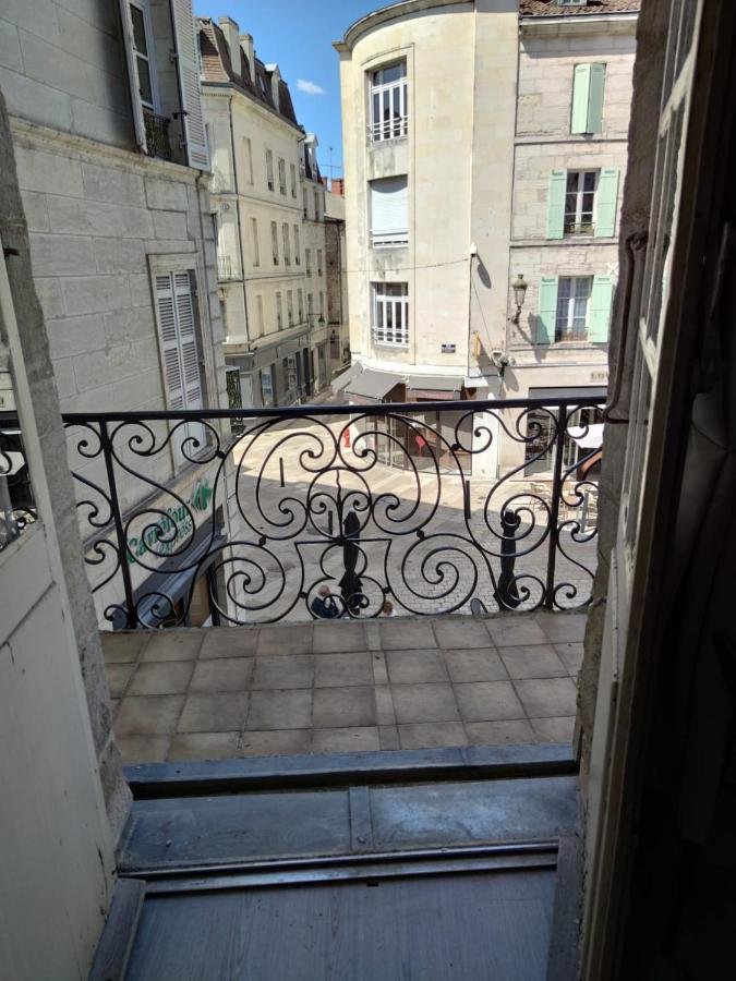 *Les Studios L'Amandine* Perigueux Exterior photo